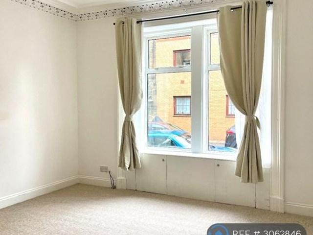 Apartment for rent in Charleston, Paisley