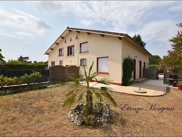 Maison vente à Espère, Lot