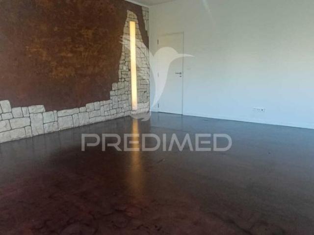 Apartamento alugar em Reboleira, Amadora