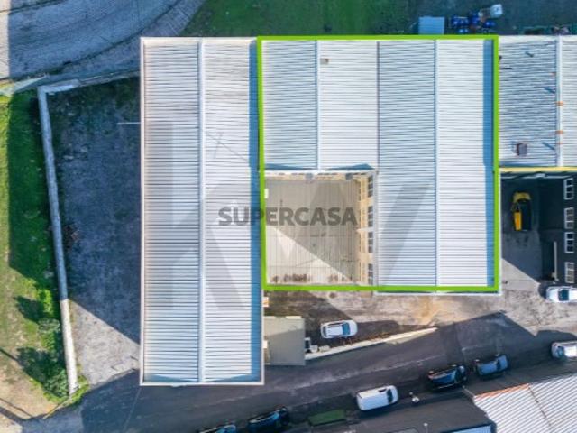 Armazém venda em Santiago Dos Velhos, Lisboa