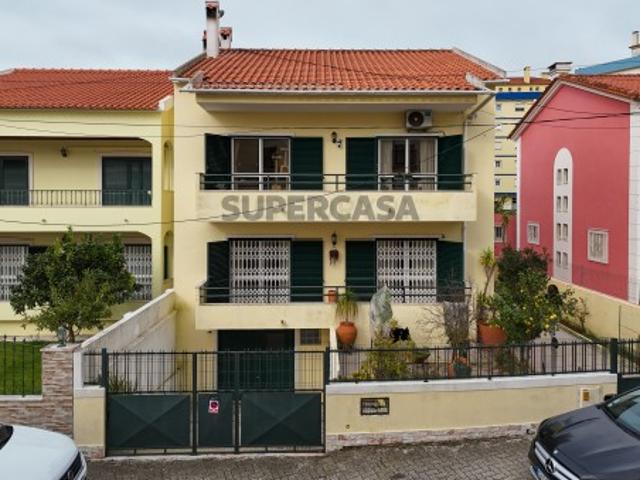 Casa venda em Mem Martins, Sintra