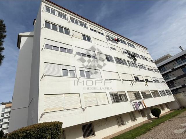 Apartamento alugar em Carcavelos, Cascais
