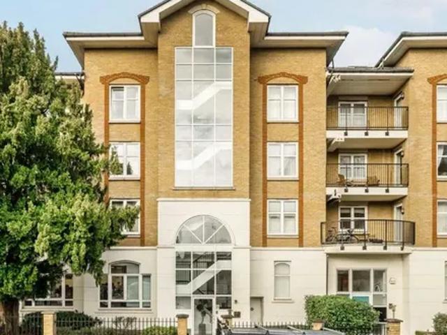 Apartment for rent in Putney, Greater London