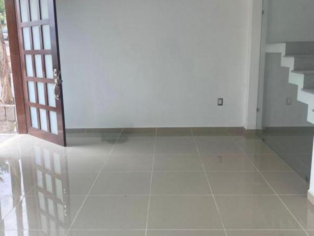 Espíritu Santo Casa en fraccionamiento EN VENTA