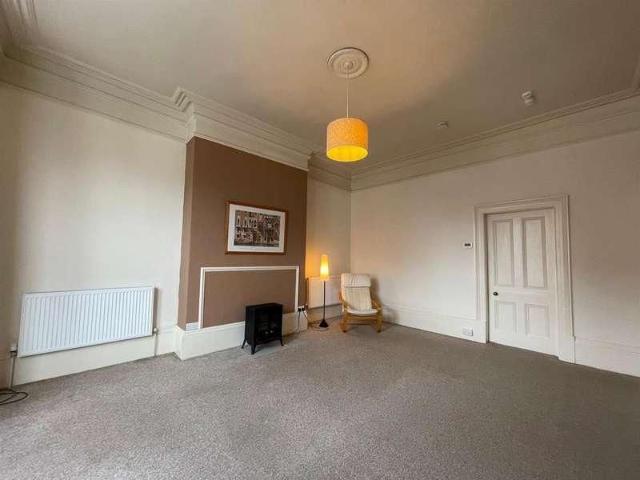 Apartment for rent in South Cliff, Kepwick