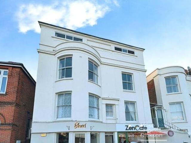 House for sale in Oakfield, Ryde
