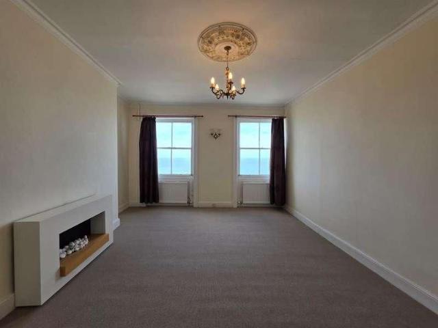 Apartment for rent in South Cliff, Kepwick