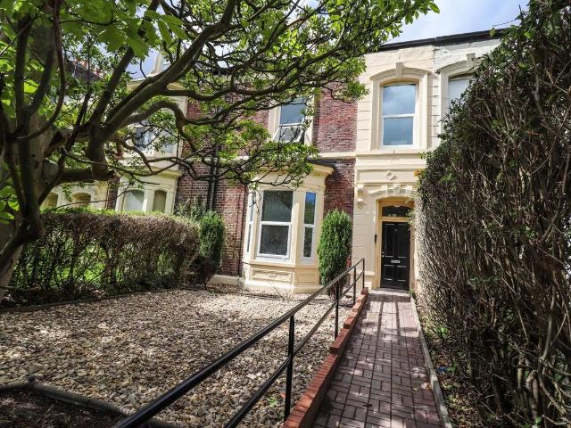 Apartment for rent in Ashbrooke, Isle Of Man