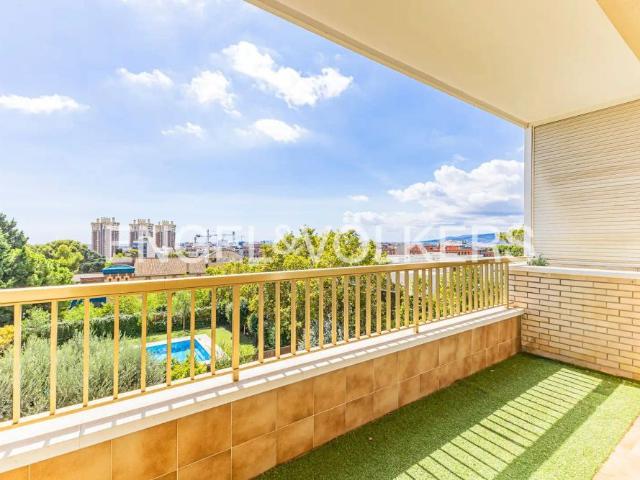 Apartamento en alquiler en la Mallola, Esplugues de Llobregat