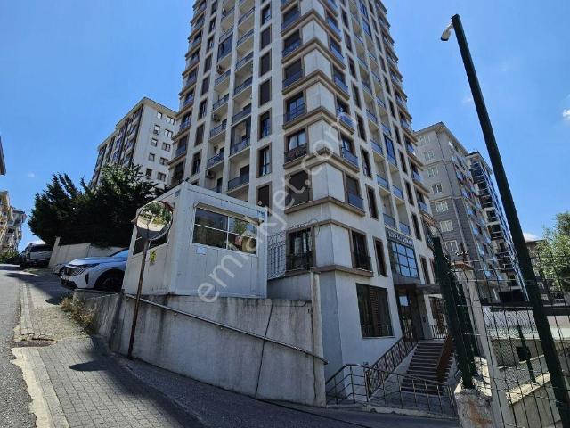 Ümraniye, İstanbul içerisinde kiralık mülk