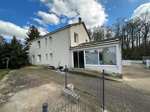 Maison vente à La Roche-sur-Yon, Les Essarts