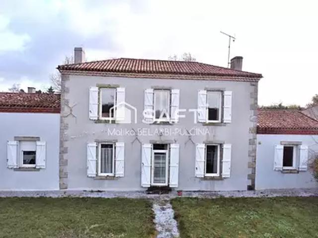 Maison vente à Les Essarts, Essarts-en-Bocage