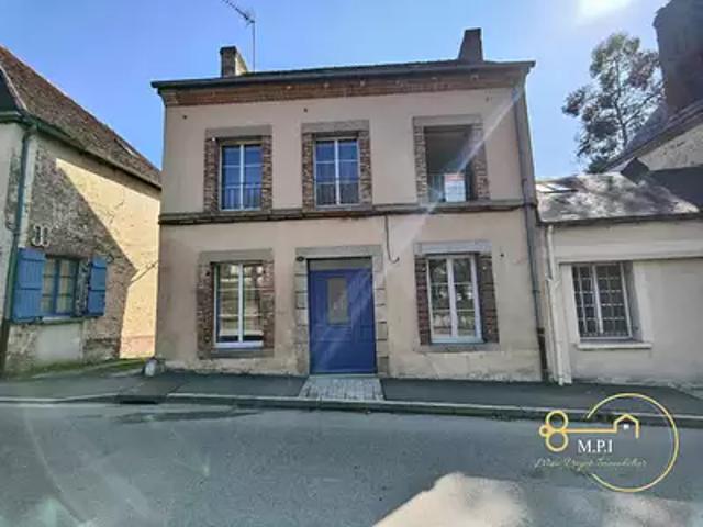 Maison vente à Alençon, Essay