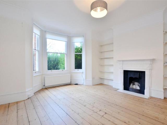 Apartment for rent in Kensal Town, Greater London