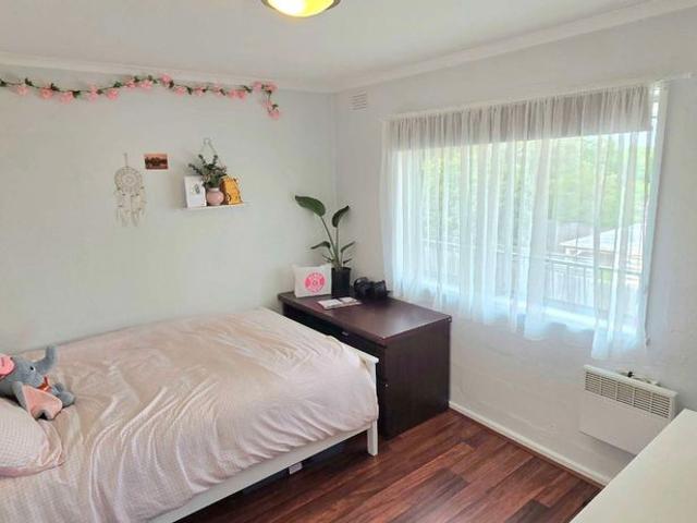 Room for rent in Camerons Creek, Victoria
