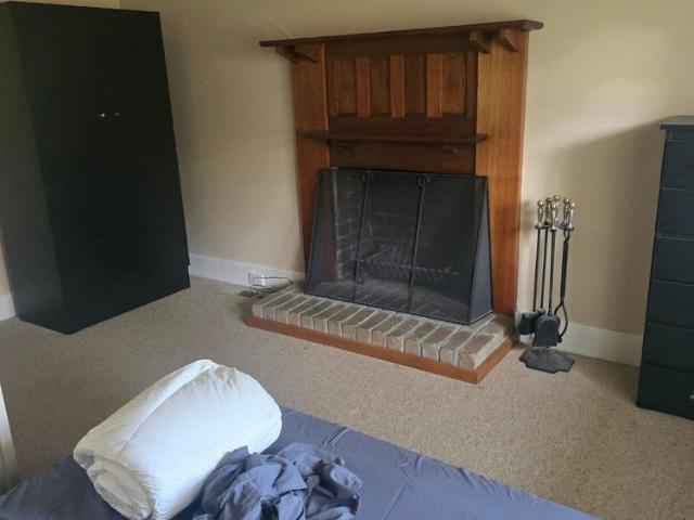 Room for rent in Camerons Creek, Victoria