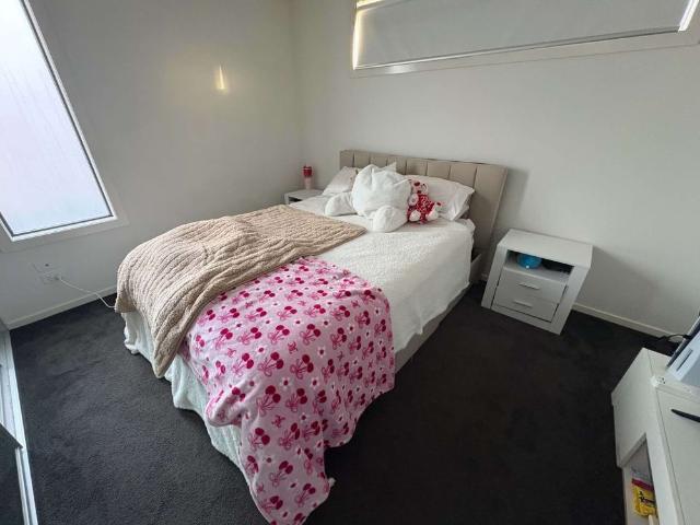 Room for rent in Essendon West, Melbourne