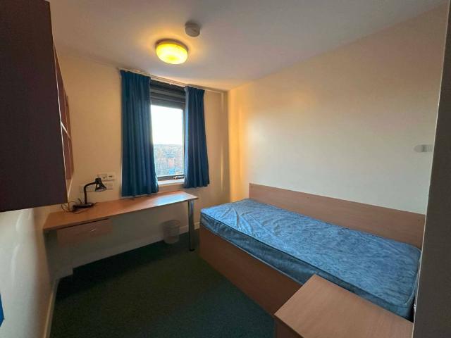 Room for rent in City Centre, South Yorkshire