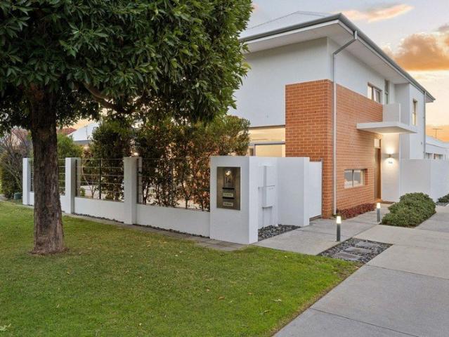 Townhouse for sale in Stirling, Western Australia