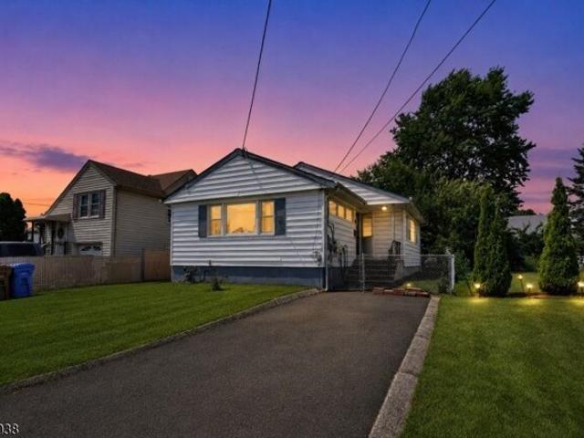 House for sale in Linden, New Jersey