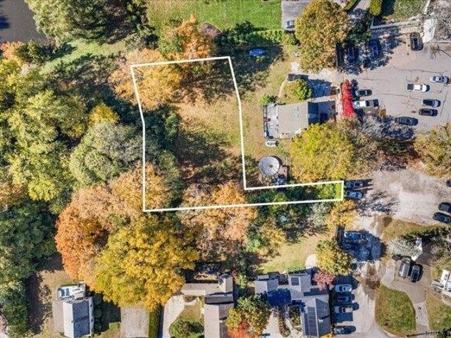 Land for sale in Essex, Lower Connecticut River Valley Planning Region