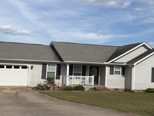 House for sale in Clinton, South Carolina