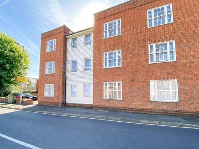 House for sale in Epping