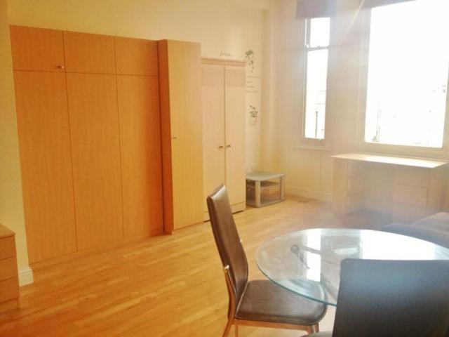Studio for rent in Jewellery Quarter, West Midlands