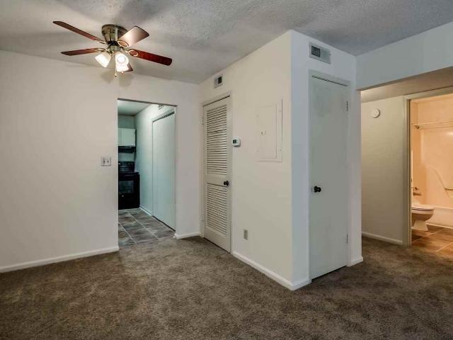 Apartment for rent in Northport, Alabama