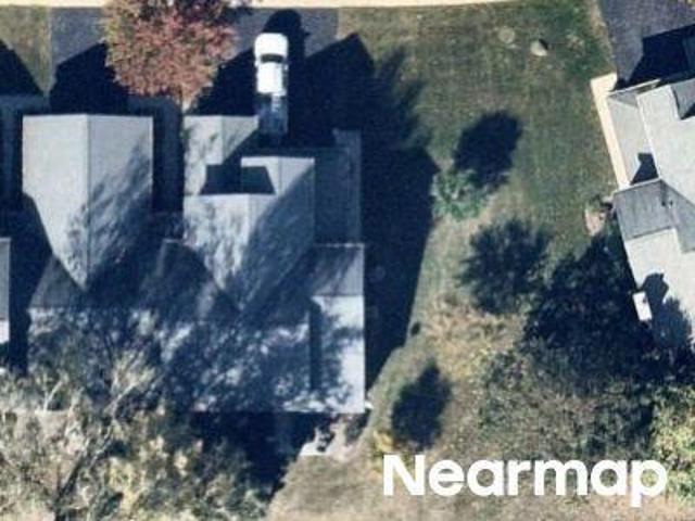 House for sale in Mchenry, Illinois