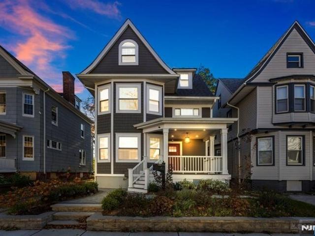 House for sale in East Orange