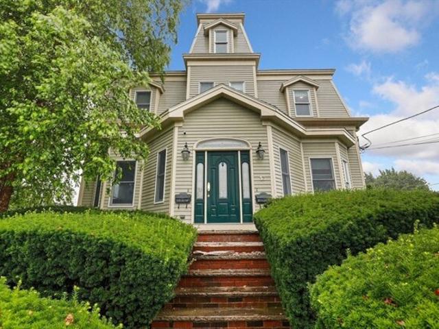 Condo for sale in Lynn