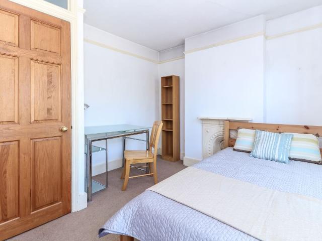 House for rent in Robin Hood, Oxford
