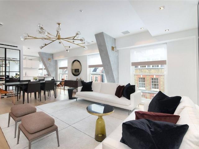 Apartment for rent in Lyons, Greater London
