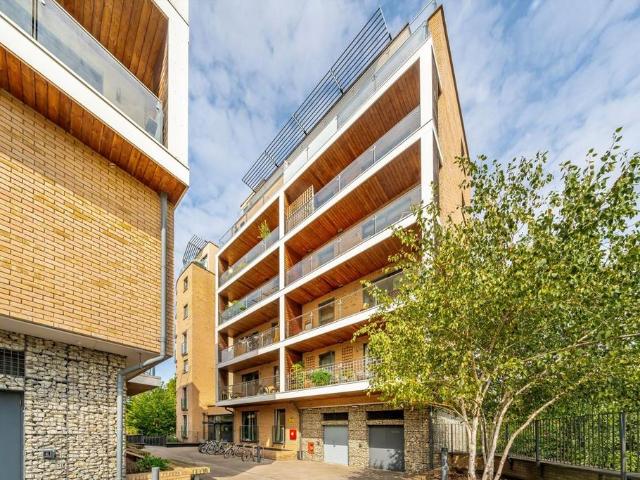 Apartment for rent in Greater London