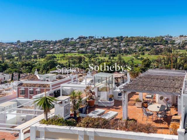 Casa en venta en Nueva Andalucía, Costa del Sol Occidental