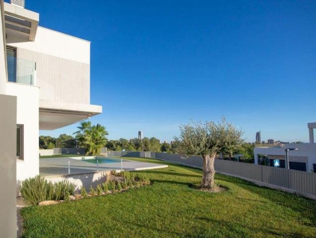 Casa en venta en la Marina Baixa, Valencia