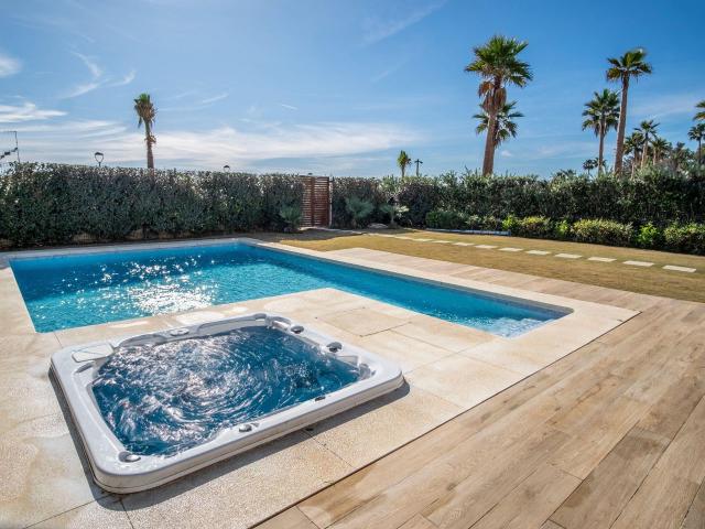 Casa en venta en Mar Azul, Costa del Sol Occidental