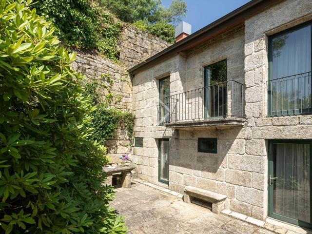 Casa en venta en Beade, Beade