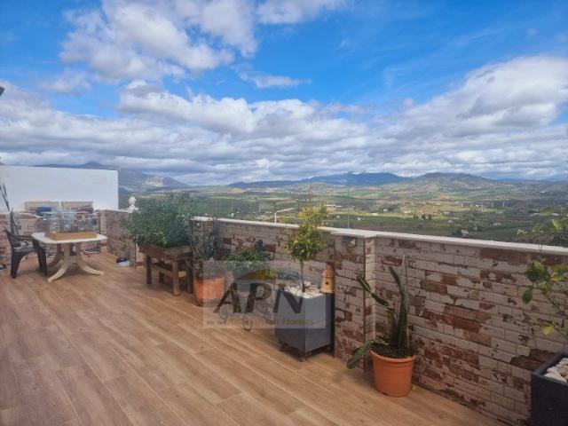 Casa en venta en El Puente, Valle del Guadalhorce