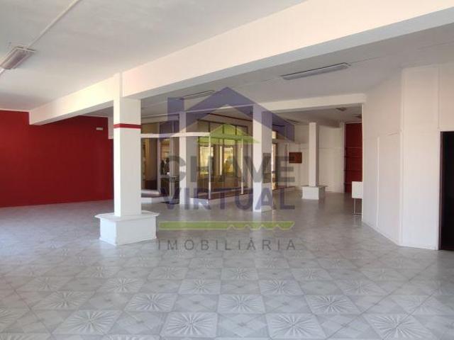 Loja venda em Bombarral, Leiria