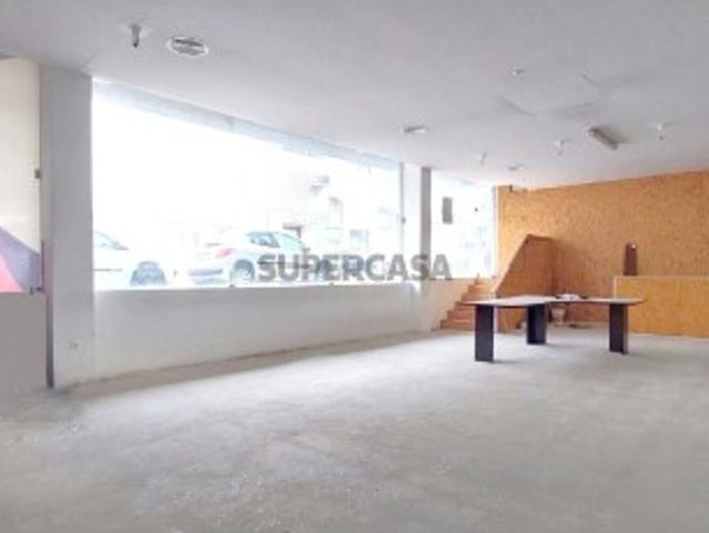 Armazém venda em Santa Maria Da Feira, Aveiro