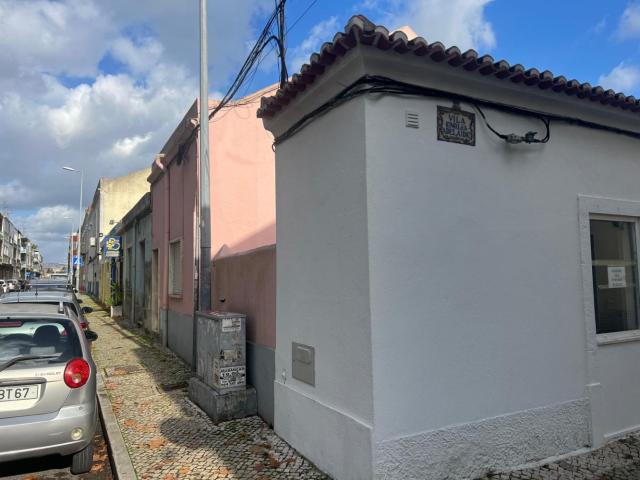 Ponto Comercial alugar em Amadora, Brandoa