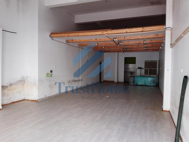 Ponto Comercial venda em Loures, Marzagão