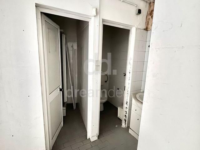 Ponto Comercial alugar em Funchal, Quebradas