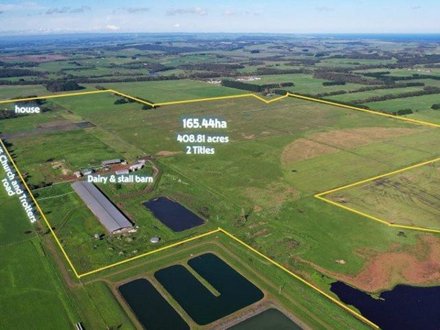 Cottage for sale in Nullawarre, Victoria