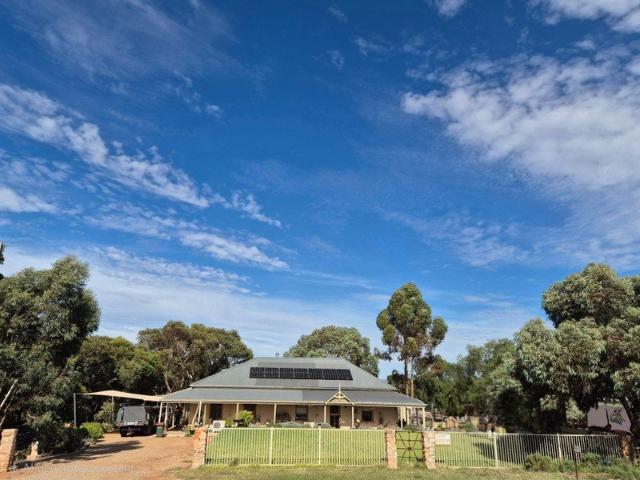 Cottage for sale in Yongala, South Australia