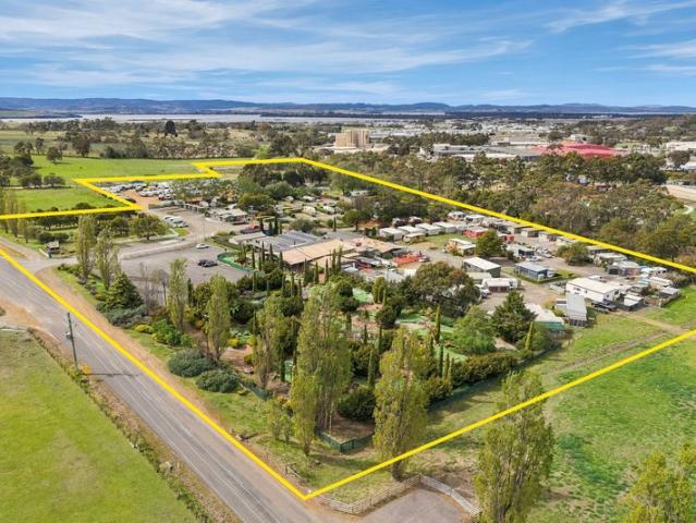 Townhouse for sale in Cambridge, Hobart