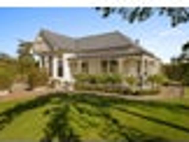 House for sale in Canterbury