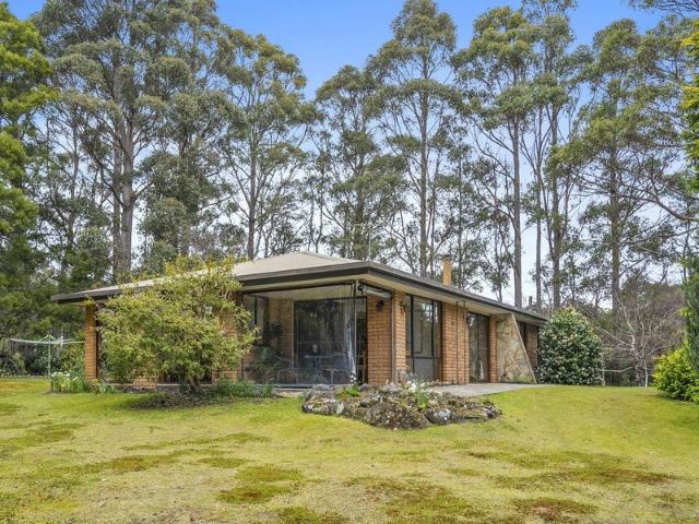 Cottage for sale in Nubeena, Tasmania